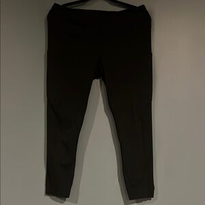 Black Lululemon / peleton Leggings